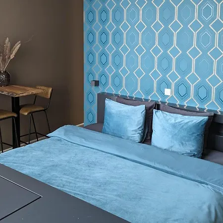 Couette-café Bed & Wellness Boxtel, Luxe Met Airco En Eigen Badkamer, Ligbad Boxtel