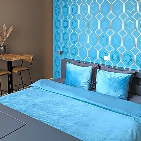 Bed & Wellness Boxtel, Luxe Met Airco En Eigen Badkamer, Ligbad Отель типа 