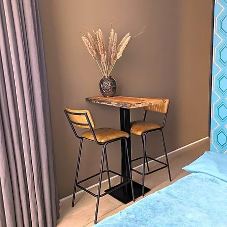 Bed & Wellness Boxtel, Luxe Met Airco En Eigen Badkamer, Ligbad Отель типа 